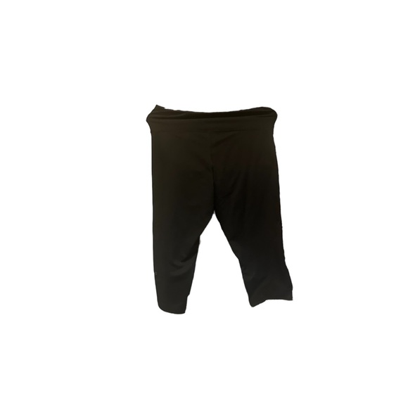 Simple black workout stretch cropped pants - Picture 1 of 4